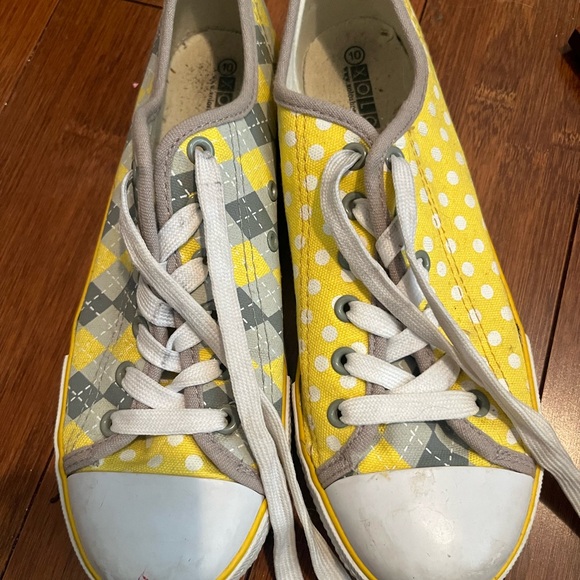 xolo Shoes - Yellow and Gray women’s shoes